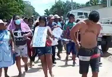 Un hombre y una mujer fueron golpeados por comunarios