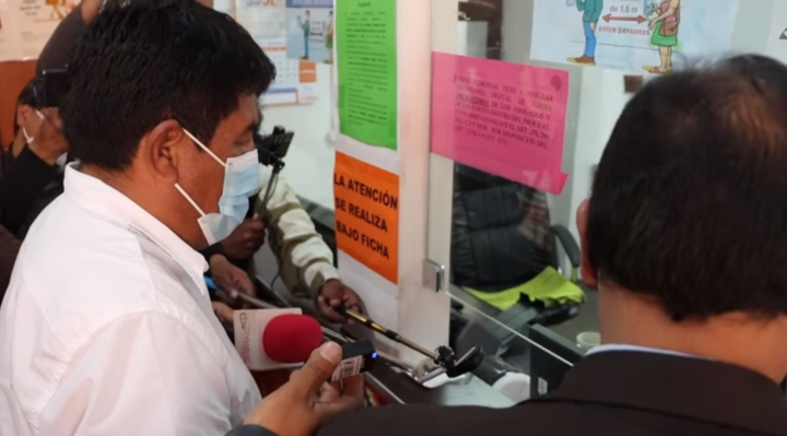 Caso ambulancias: Gobernador de Potosí presenta otra demanda contra dueño de empresa