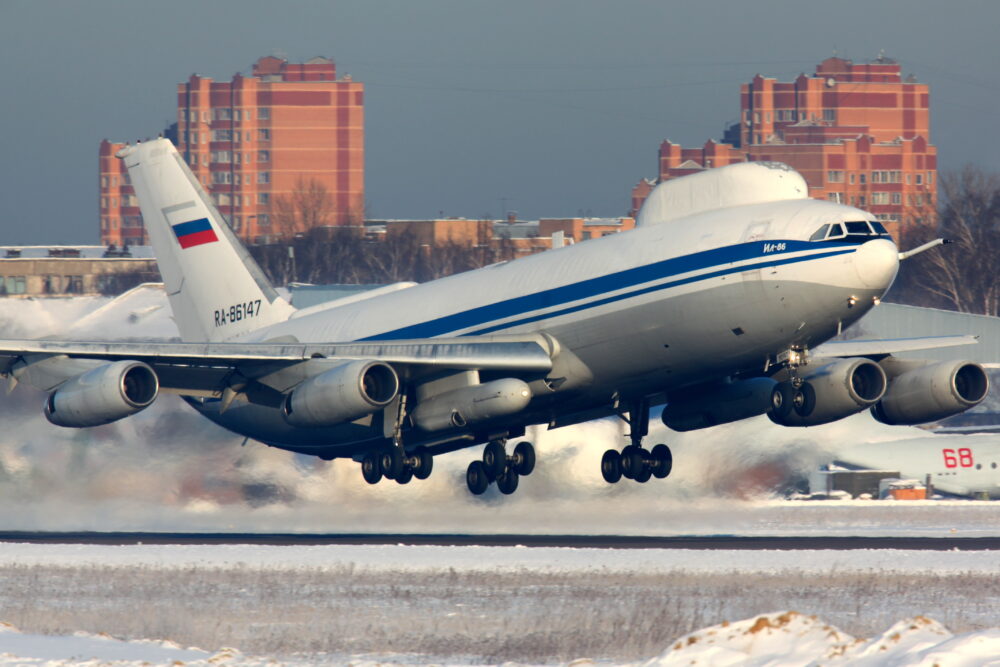 Ilyushin Il-80, un avión militar ruso modificado desde el que se controlan las operaciones militares y el uso de armas nucleares. REUTERS/Artyom Anikeev