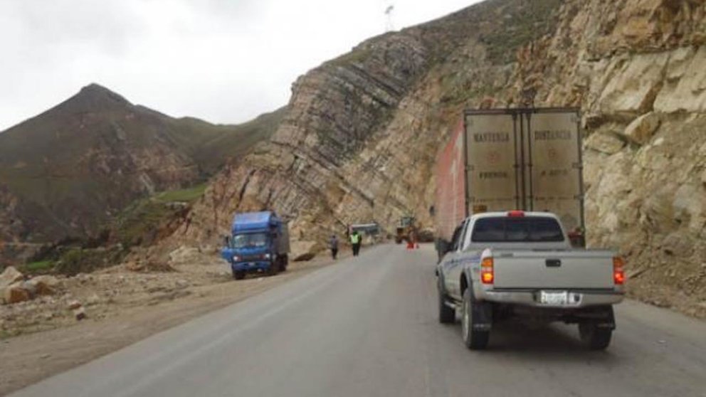 Foto de archivo de la carretera Cochabamba-Oruro.