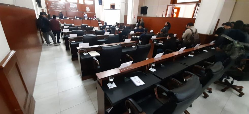 Tarija: Una reunión de bancadas podría zanjar lío por elección en la ALDT