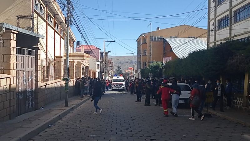 Asamblea en la Universidad Tomás Frías termina en avalancha; se reportan tres muertos y decenas de heridos