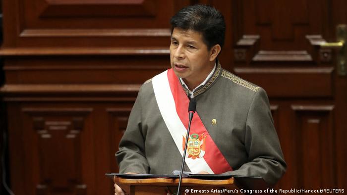 Peru Unruhen l Präsident Castillo im Kongress, Lima