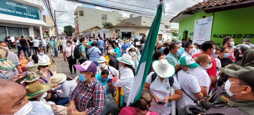 Trabajadores de la CNS protestaron en las calles/Foto: Ricardo Montero