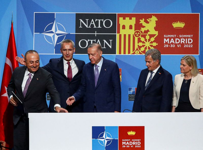 Al inicio del encuentro celebrado en Madrid, Jens Stoltenberg, dijo que la alianza se encuentra en medio de la crisis más grave de seguridad desde la Segunda Guerra Mundial