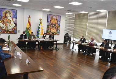 Reunión del Gobierno con autoridades subnacionales. Foto archivo: APG
