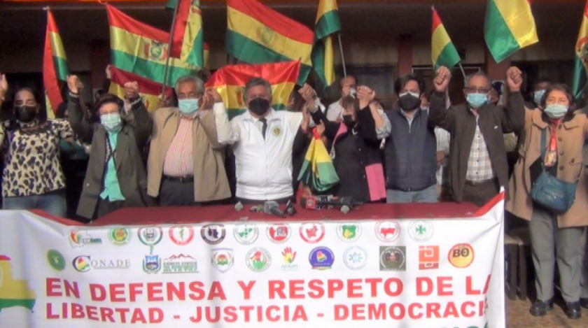 Marcha de médicos en defensa de la libertad y justicia reúne a 14 organizaciones 