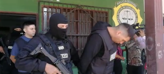 Ciudadanos chilenos acusados de robo agravado (Foto: UNITEL)
