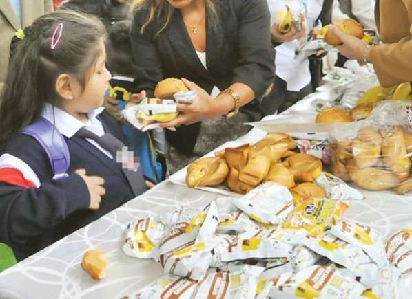 Desayuno escolar en Bolivia 