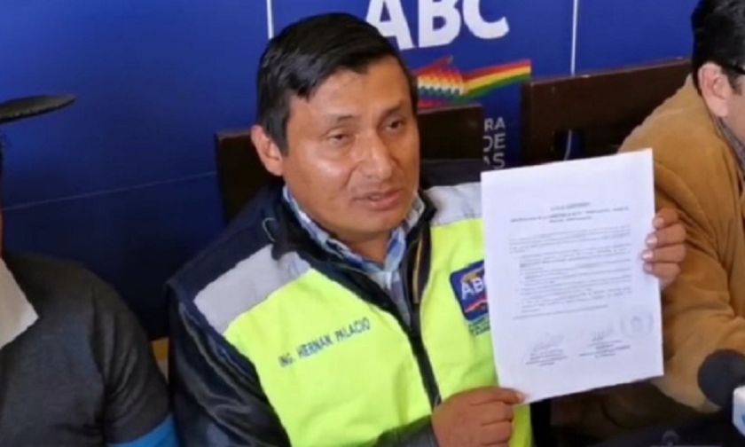 Renuncia el gerente regional de ABC en Chuquisaca, Hernán Palacios