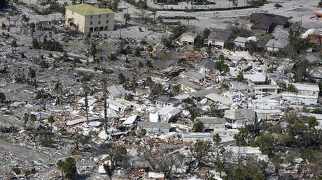 Al menos 13 muertos, millones de usuarios sin electricidad y daños aún por estimar: los estragos del huracán Ian en Florida