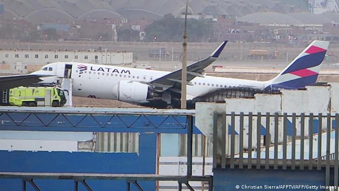 Foto del avión de LATAM accidentado en el aeropuerto de Perú