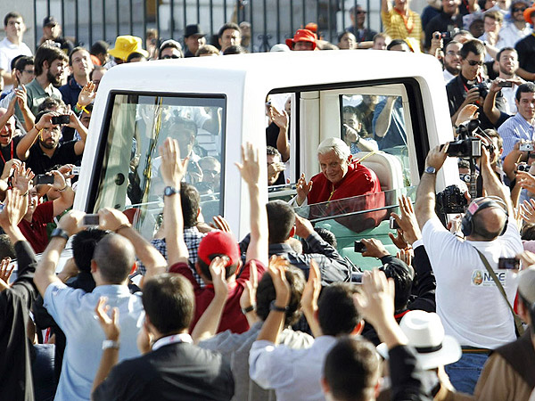 Foto de la visita a Madrid del papa Benedicto XVI en 2011 (EFE)