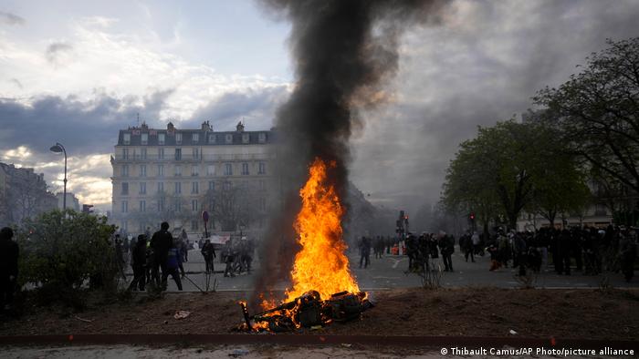Frankreich Protest Rentenreform Ausschreitungen 