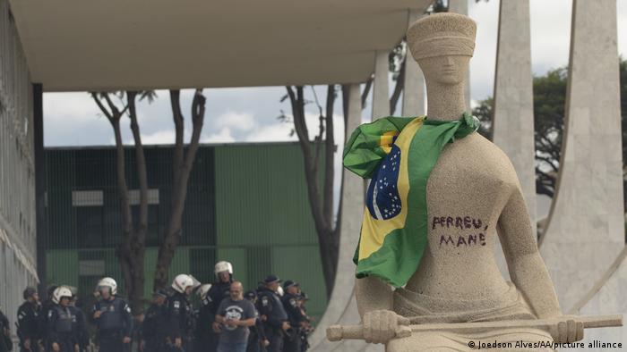 Los bolsonaristas intentaron por varios medios impedir que Luiz Inácio Lula da Silva asumiera el poder.
