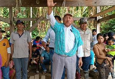 Un grupo de indígenas de Yapacaní denuncian un nuevo intento de revocatorio en contra de su asambleísta | El Deber