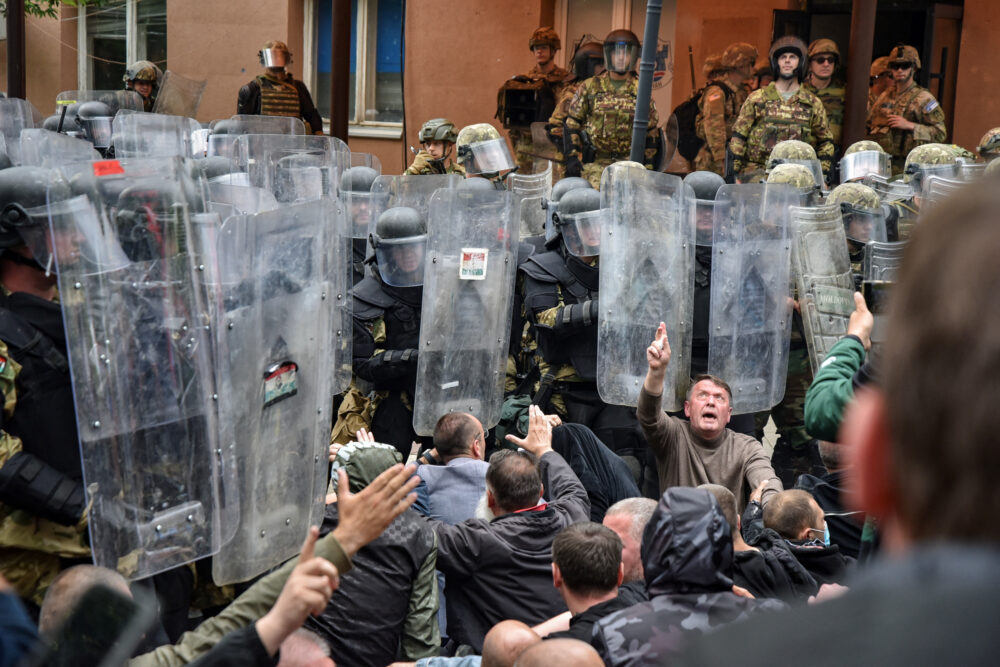 El presidente serbio pidió manifestaciones pacíficas y evitar confrontación con las tropas de la OTAN (REUTERS/Laura Hasani)
