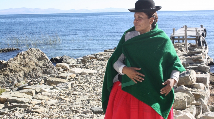 Las guardianas del lago: mujeres aymaras que luchan para salvar al Titicaca