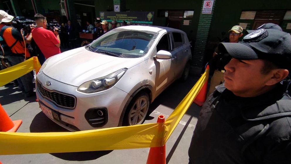 El vehículo robado en Chile y que fue recuperado en el Trópico. DICO SOLÍS