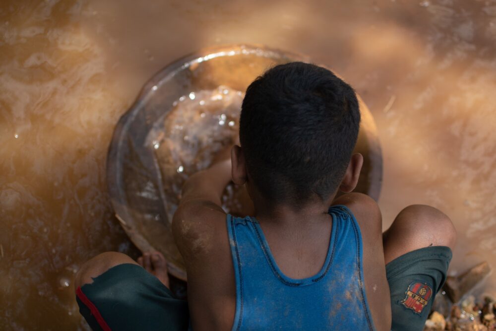 Los niños están en las peores condiciones (Yris PAUL / AFP)