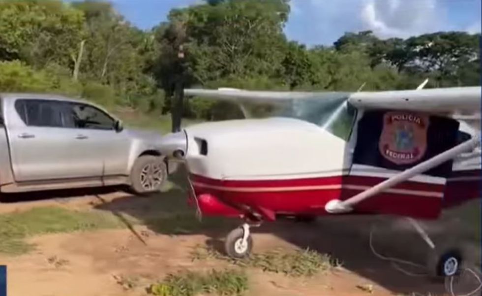 Piloto boliviano que tripulaba avioneta cae con media tonelada de cocaína en Brasil