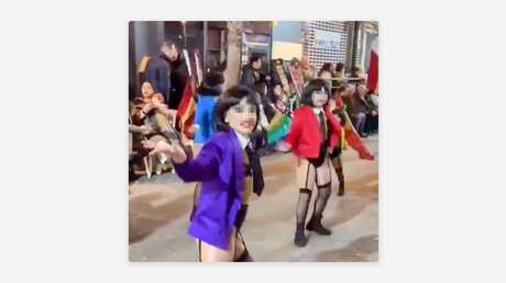 Un desfile de carnaval con niñas en lencería en España desata gran polémica en la Red