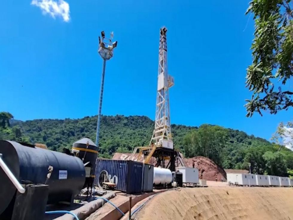 Astilleros: YPFB analiza información para tomar "nuevas decisiones"
