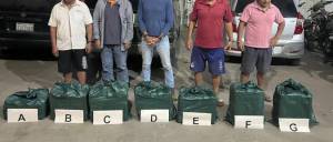“Llamada anónima” alerta de transacción de 205 kilos de cocaína y cinco hombres terminan aprehendidos