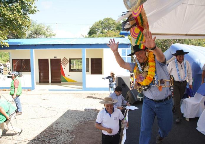 Gobierno entrega algunas obras UPRE.