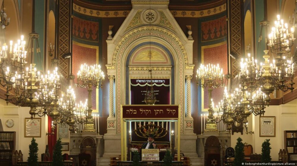 Sinagoga Nazarethe, París.
