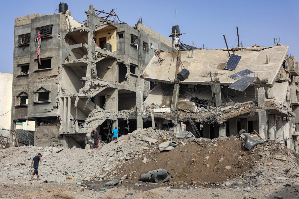 Un edificio destruido por un bombardeo israelí en Gaza, el 18 de abril de 2024