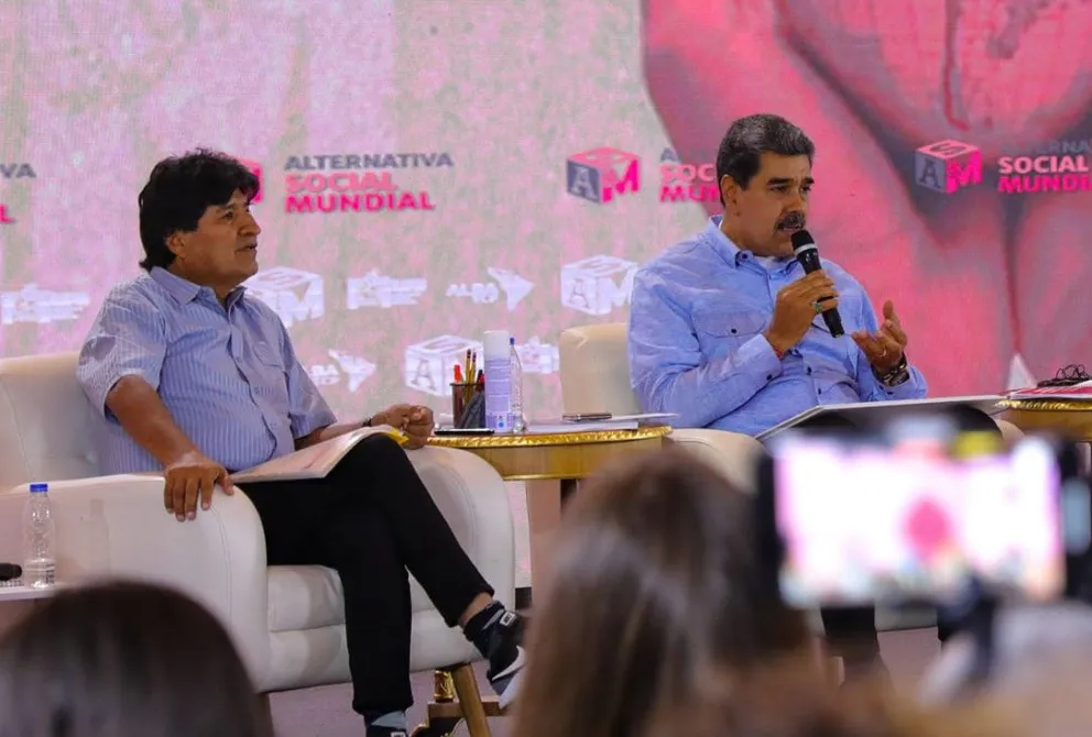 Evo Morales junto a Nicolás Maduro en la reunión del ALBA. Foto: Nicolás Maduro
