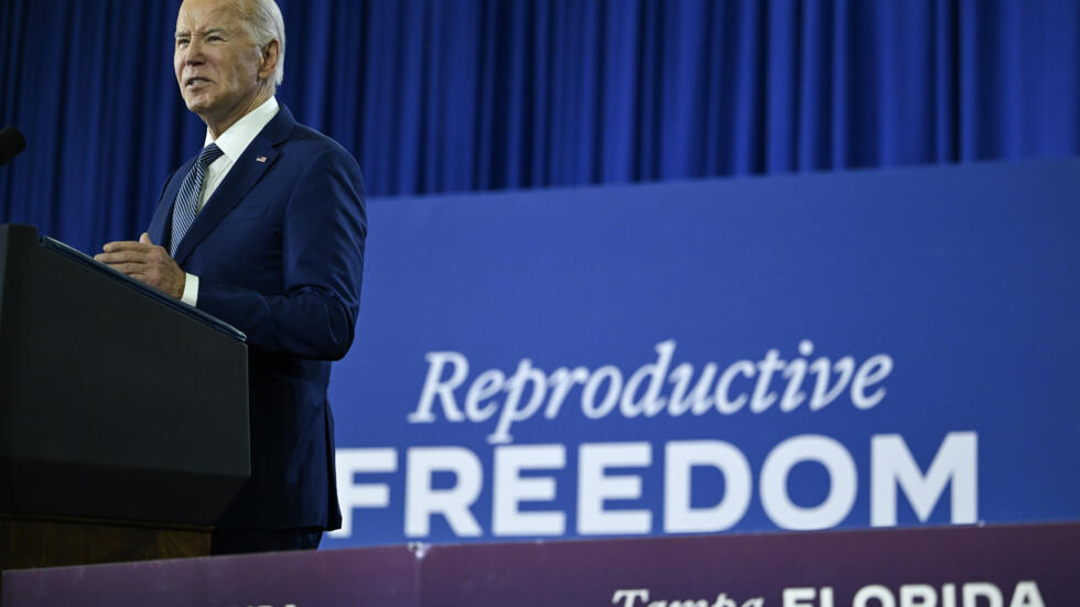 El presidente de Estados Unidos, Joe Biden, pronuncia un discurso de campaña sobre el derecho al aborto en Tampa (Florida), Estados Unidos, el 23 de abril de 2024