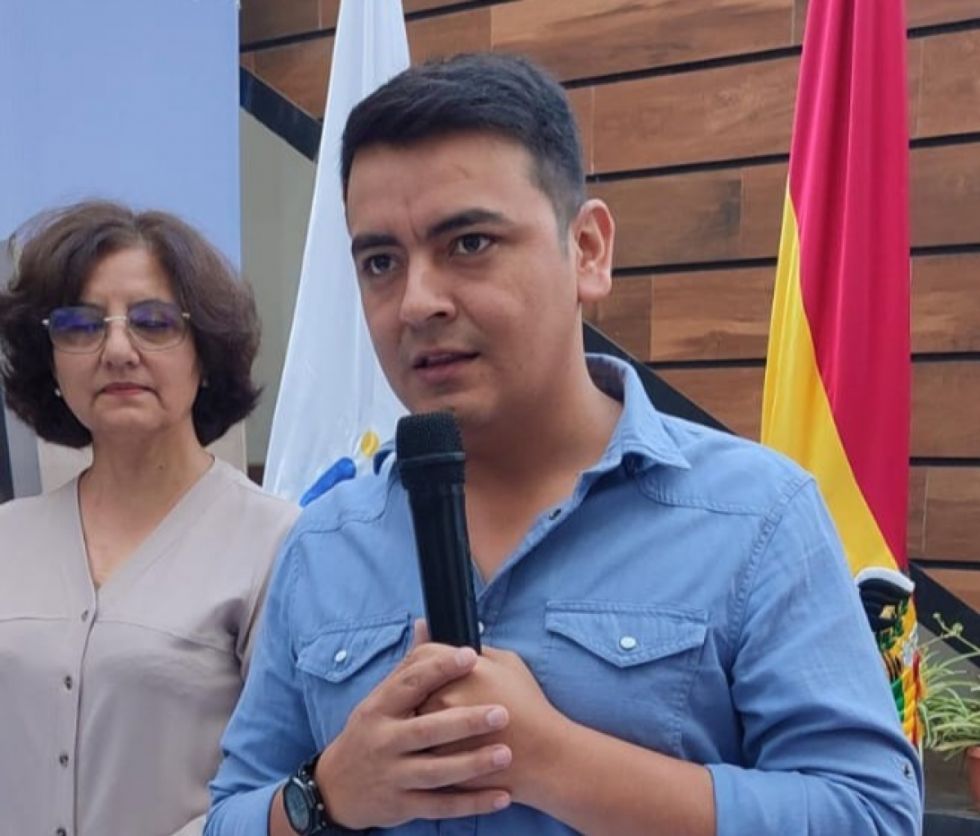 Barca pide informes sobre los procesos contra Lea Plaza