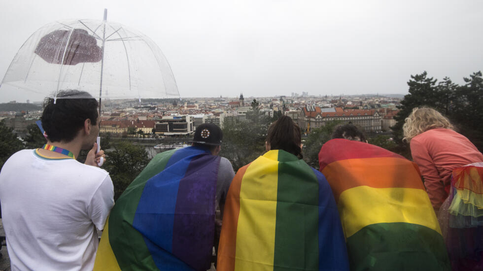 Unos participantes en el desfile del Orgullo Gay de Praga, el 10 de agosto de 2019