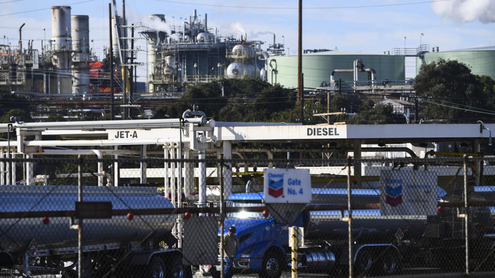 Una refinería de Chevron en El Segundo (California), el 26 de enero de 2022