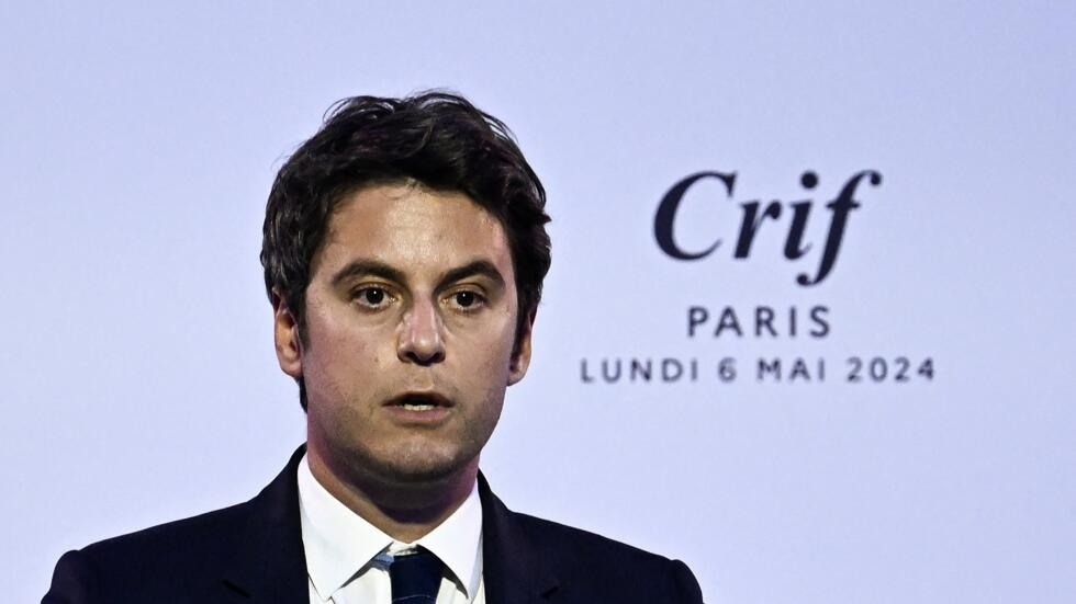 El primer ministro, Gabriel Attal, informó de "366 hechos antisemitas" registrados entre enero y marzo, "un aumento del 300% en comparación con los tres primeros meses de 2023", en un discurso en la 38ª cena del CRIF (Consejo Representativo de las Instituciones Judías de Francia) en París.