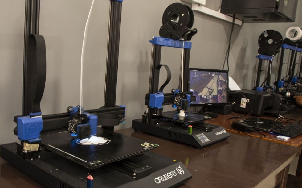 Alcaldía abre laboratorio con 11 máquinas de impresión 3D