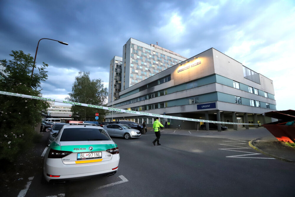 Una imagen del Hospital Universitario F. D. Roosevelt, donde el primer ministro Robert Fico fue operado tras recibir varios disparos, el 15 de mayo de 2024 en Banska Bystrica, en el centro de Eslovaquia