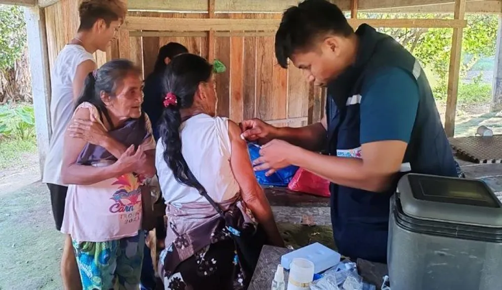 El Gobierno desplegó brigadas para reforzar la vacunación en todo el país. Foto: Ministerio de Salud