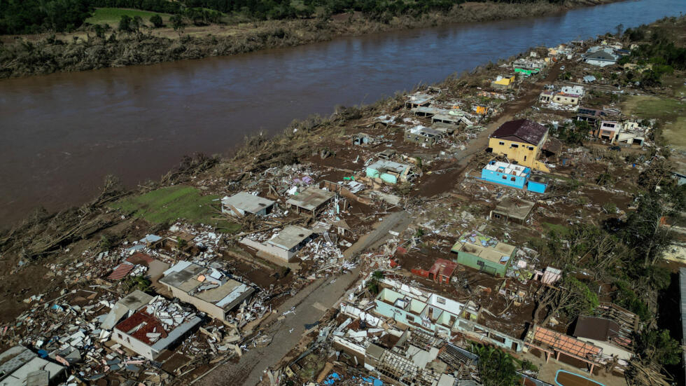 Vista aérea del Arroio do Meio tras las devastadoras inundaciones que asolaron la región en el estado de Rio Grande do Sul, Brasil, tomada el 15 de mayo de 2024