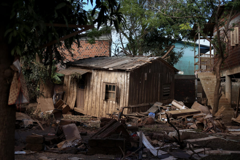 Una casa parcialmente destruida por las inundaciones en Sao Sebastiao do Cai, estado de Rio Grande do Sul, Brasil, el 21 de mayo de 2024