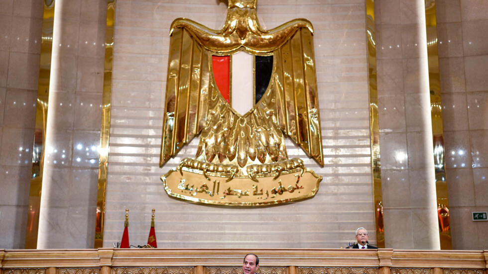 Abdel Fatah al Sisi jura el cargo de presidente de Egipto para un tercer mandato, el 2 de abril de 2024 en El Cairo