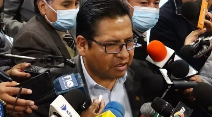 Jáuregui admite minoría arcista en la Asamblea, frente a una “mayoría evista, mesista y camachista”