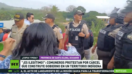 ¡Es ilegítimo!: comuneros ecuatorianos protestan por la cárcel que el Gobierno construye en territorio indígena