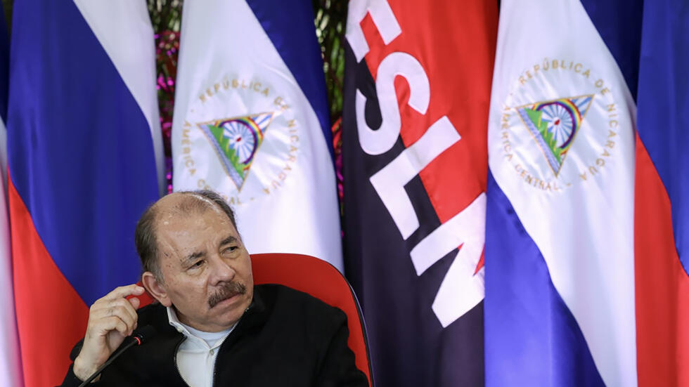 Fotografía cedida por la Presidencia de Nicaragua que muestra al presidente Daniel Ortega durante una reunión con el secretario del Consejo de Seguridad de Rusia, el general Nikolai Patrushev, en Managua, el 28 de febrero de 2024.