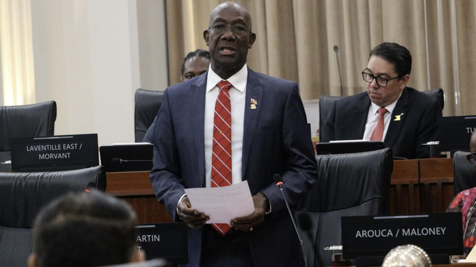 El primer ministro Keith Rowley habla ante el Parlamento de Trinidad y Tobago, el 3 de julio de 2024 en Puerto España, la capital del país caribeño