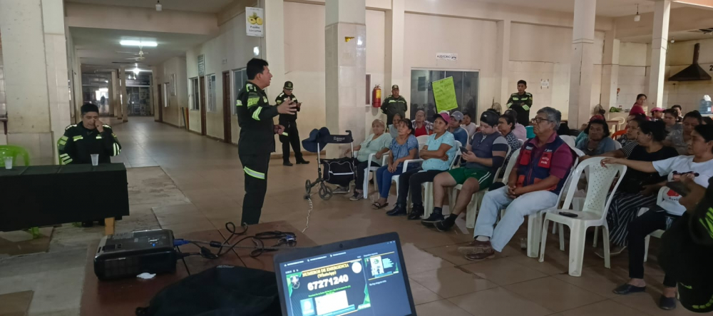 Vecinos destacan trabajo de patrullaje en evento de Rendición de Cuentas de Radio Patrulla 110