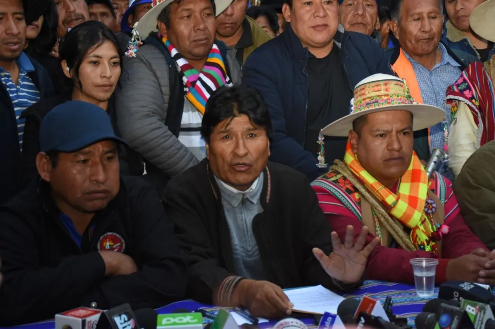 Evo Morales, durante una conferencia del MAS, esta tarde. Foto: APG