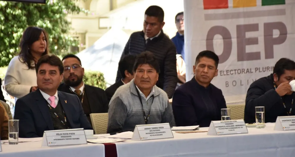 Evo Morales en la cita organizada por el TSE. Foto:APG